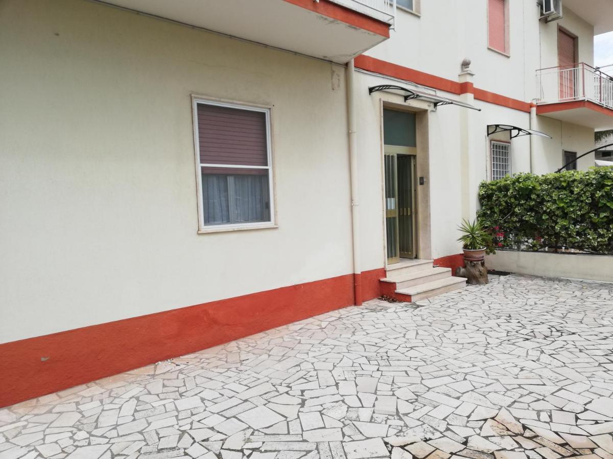 Viola Apartment Gaeta Ngoại thất bức ảnh